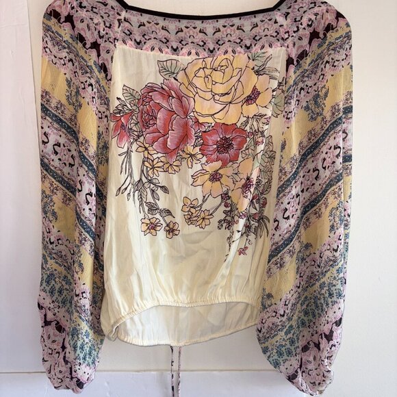 Free People Blue Nile Printed Top Blouse Batwing Soft Floral size Small - Picture 4 of 11